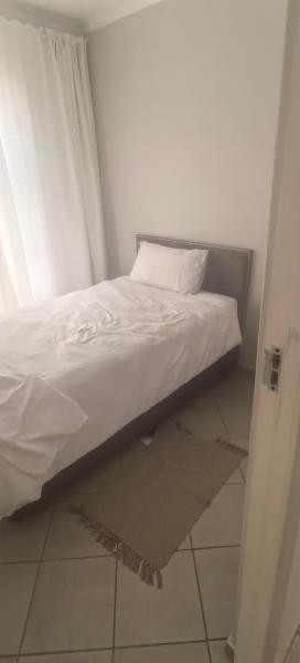 Lerato's Guesthouse 840